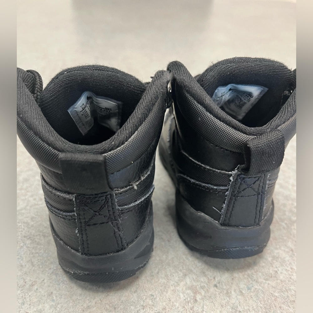Nike Manoa Leather Boots Toddler Kids Size 5C Black BQ5374-001 EUC - Picture 4 of 6